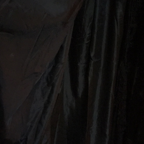 NWOT Priestess Robe, purchased brand new in Salem, Massachusetts - Picture 16 of 16